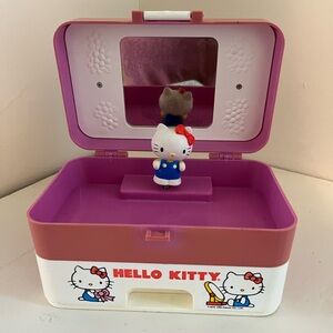 HELLO KITTY Vintage Sanrio 1976-1983 Child Guidance Plastic Musical Jewelry Box